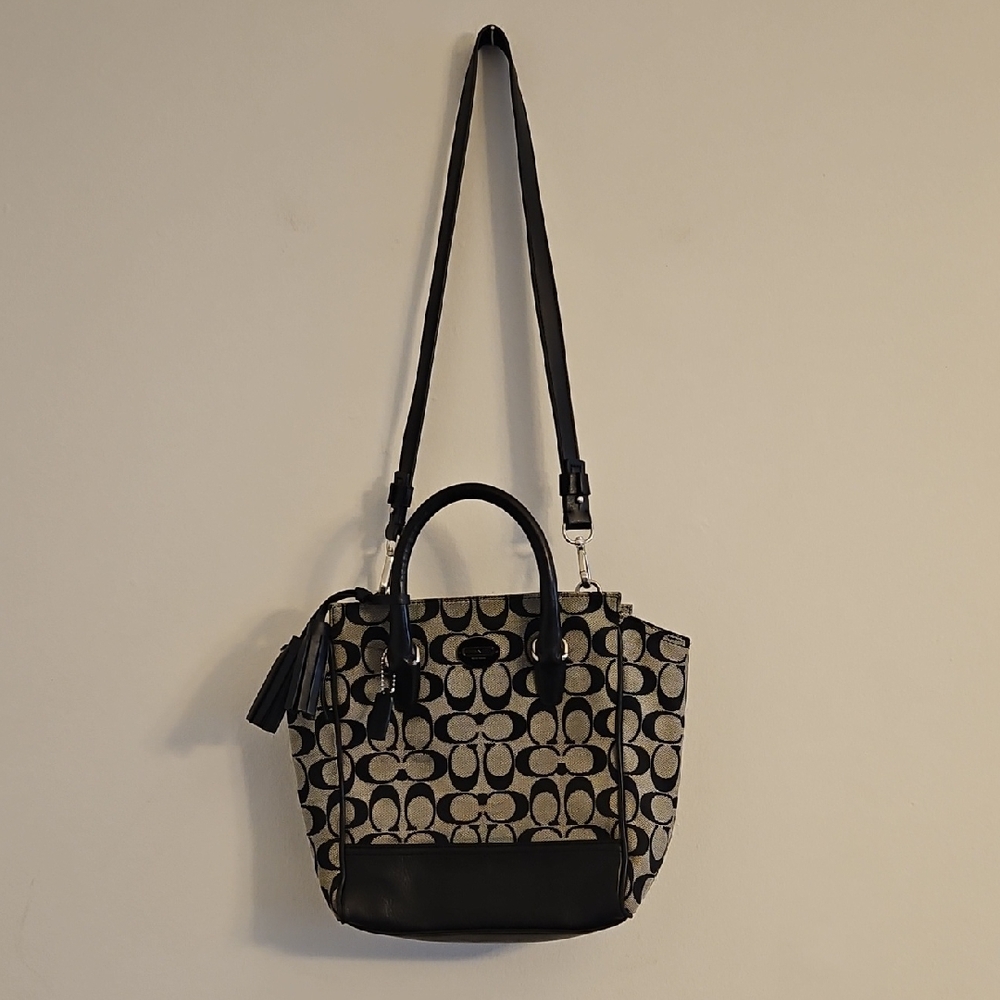 Coach Black and Cream Signature Shoulder Bag